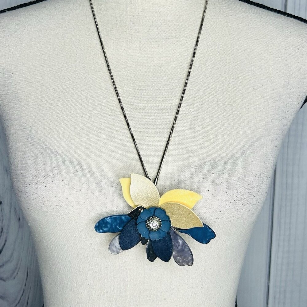Ann Taylor Factory Silvertone & Mixed Media Flower 28" Necklace Adjustable